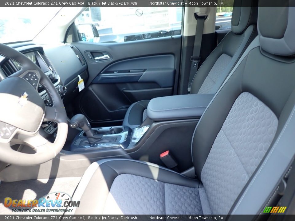 Front Seat of 2021 Chevrolet Colorado Z71 Crew Cab 4x4 Photo #13
