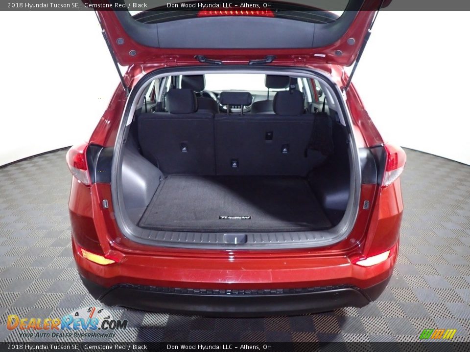 2018 Hyundai Tucson SE Gemstone Red / Black Photo #12