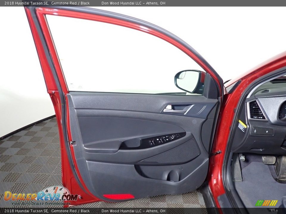 2018 Hyundai Tucson SE Gemstone Red / Black Photo #17