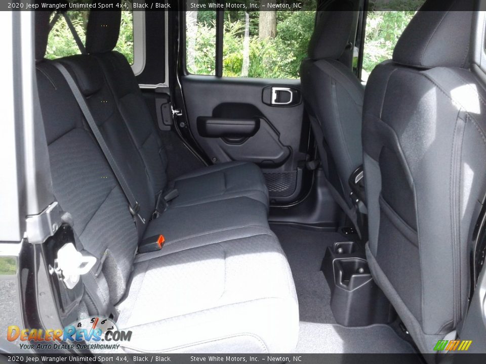2020 Jeep Wrangler Unlimited Sport 4x4 Black / Black Photo #15