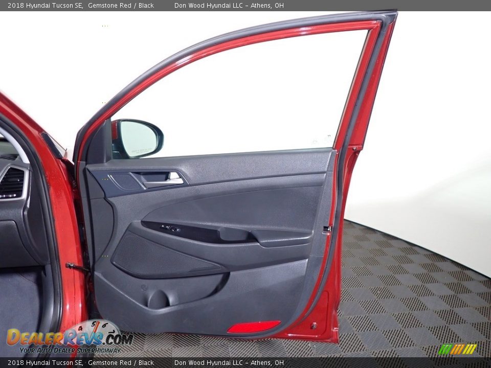 2018 Hyundai Tucson SE Gemstone Red / Black Photo #24