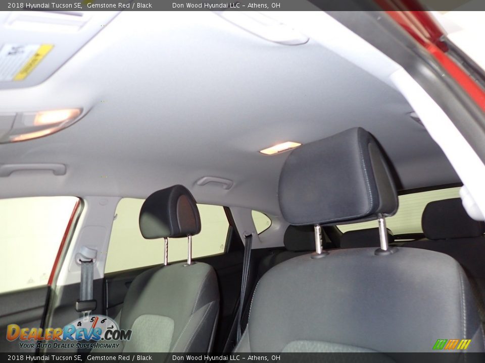 2018 Hyundai Tucson SE Gemstone Red / Black Photo #31