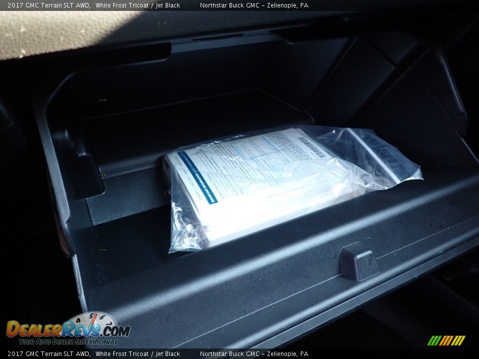 2017 GMC Terrain SLT AWD White Frost Tricoat / Jet Black Photo #29