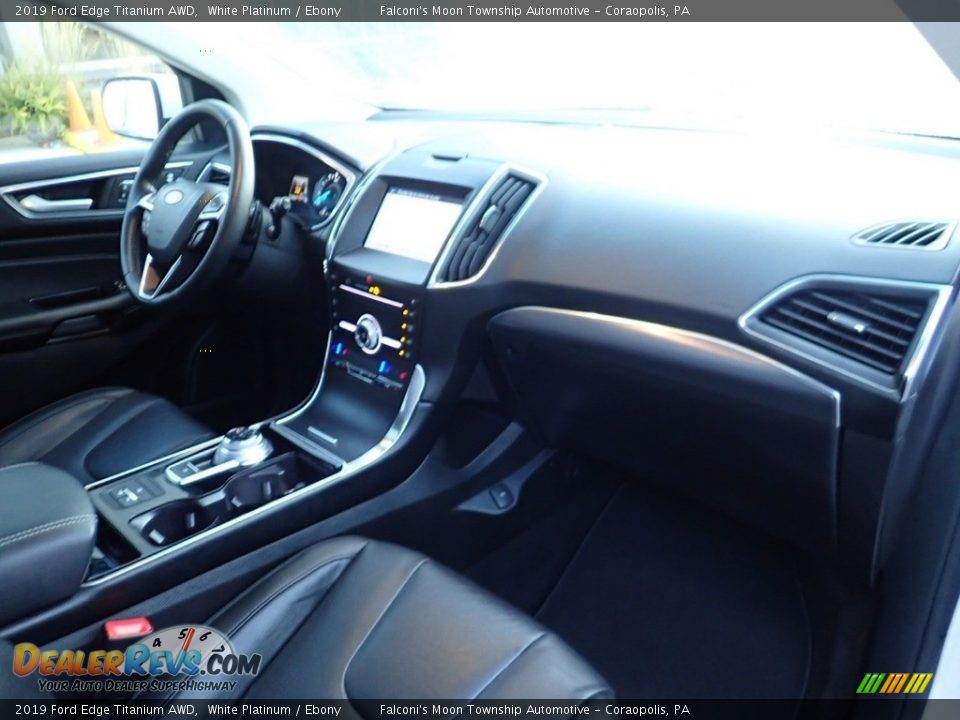 2019 Ford Edge Titanium AWD White Platinum / Ebony Photo #12
