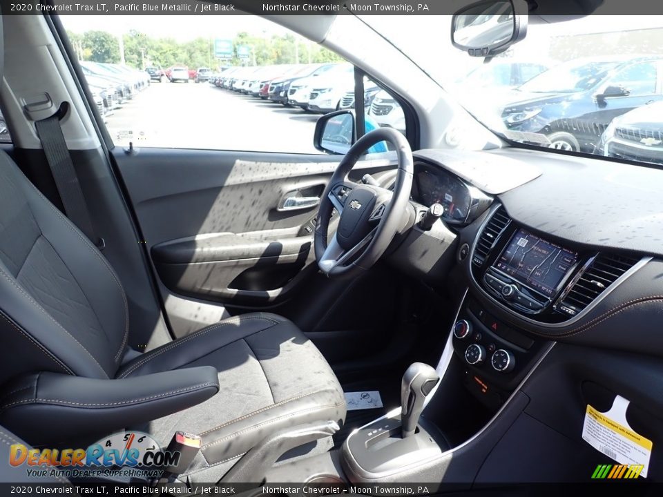 2020 Chevrolet Trax LT Pacific Blue Metallic / Jet Black Photo #10
