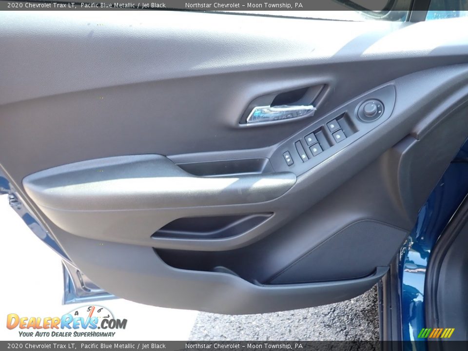 2020 Chevrolet Trax LT Pacific Blue Metallic / Jet Black Photo #13