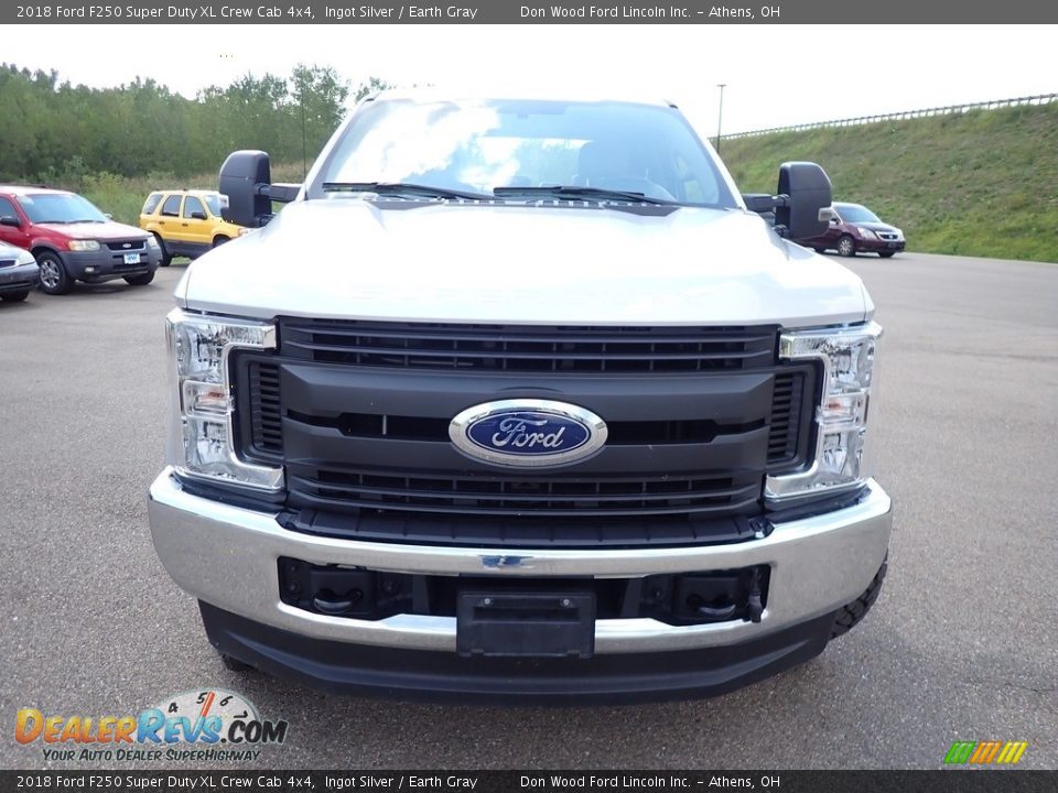 2018 Ford F250 Super Duty XL Crew Cab 4x4 Ingot Silver / Earth Gray Photo #4
