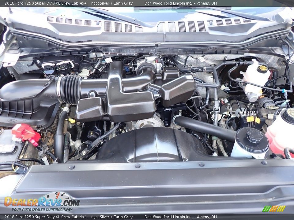 2018 Ford F250 Super Duty XL Crew Cab 4x4 Ingot Silver / Earth Gray Photo #6