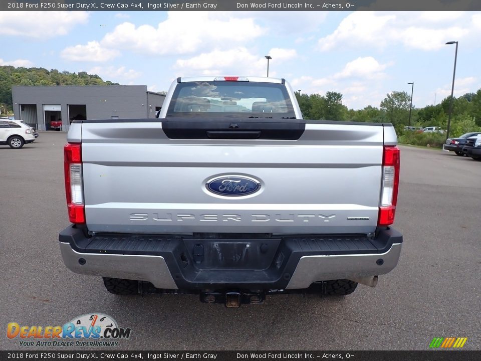 2018 Ford F250 Super Duty XL Crew Cab 4x4 Ingot Silver / Earth Gray Photo #11