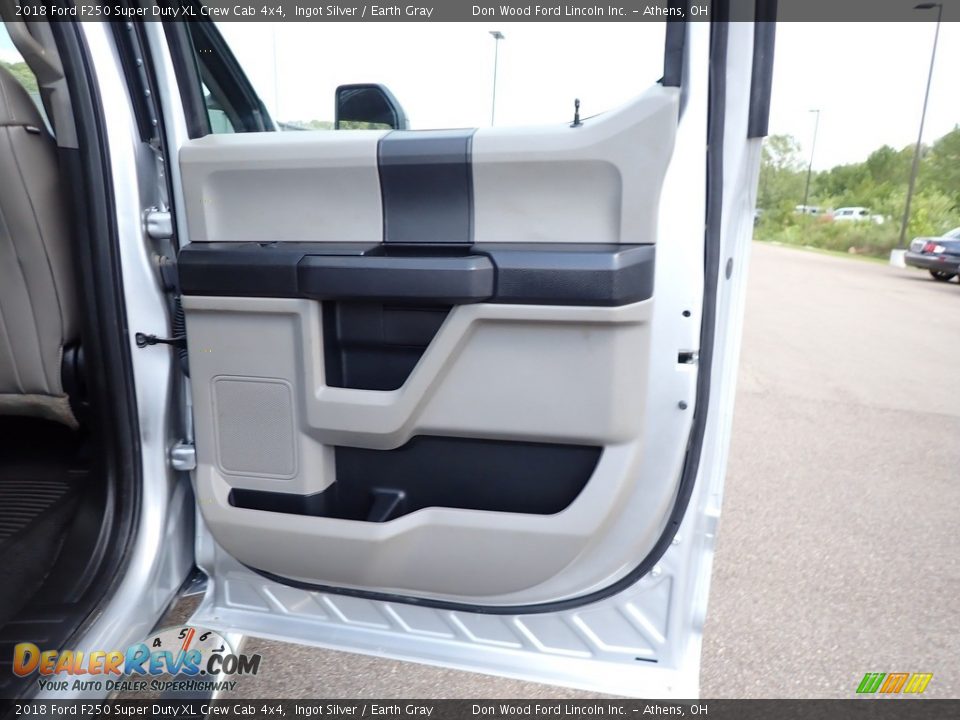 2018 Ford F250 Super Duty XL Crew Cab 4x4 Ingot Silver / Earth Gray Photo #20