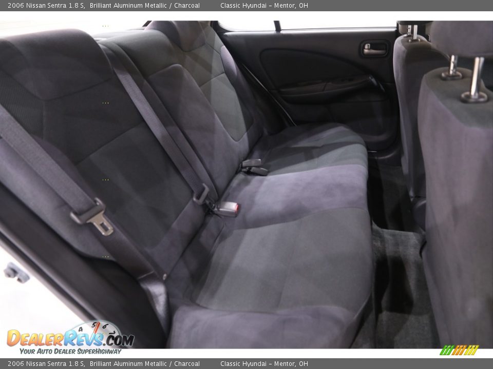 2006 Nissan Sentra 1.8 S Brilliant Aluminum Metallic / Charcoal Photo #13