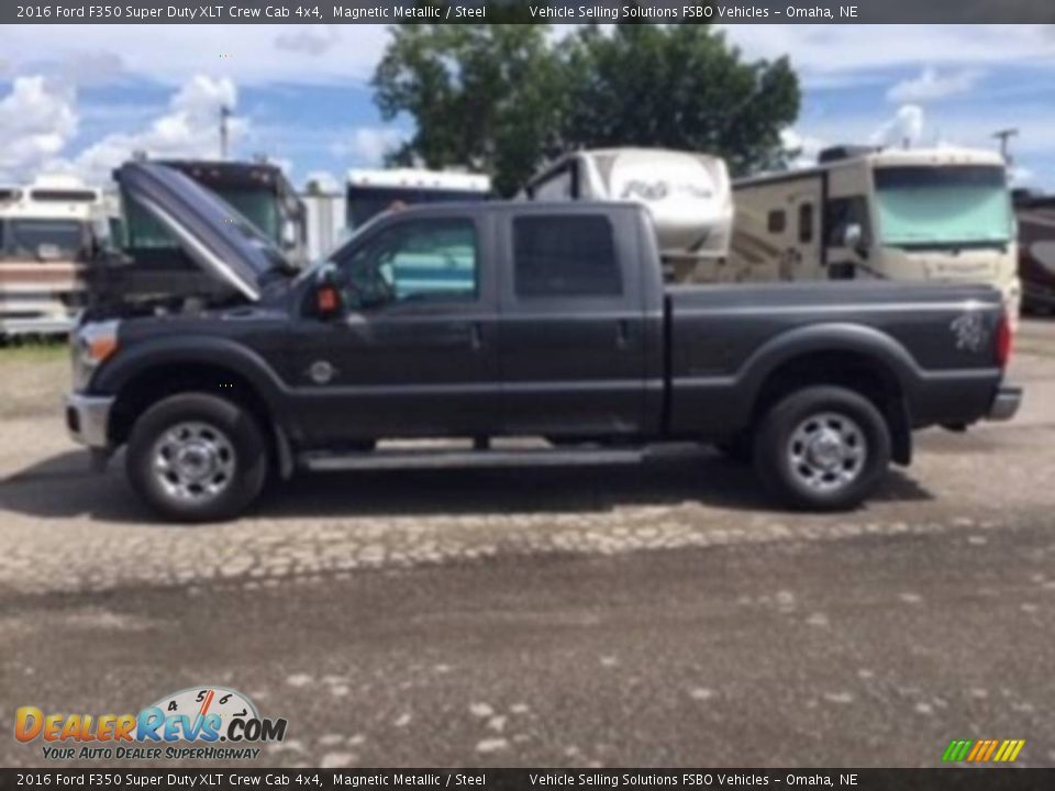 2016 Ford F350 Super Duty XLT Crew Cab 4x4 Magnetic Metallic / Steel Photo #1