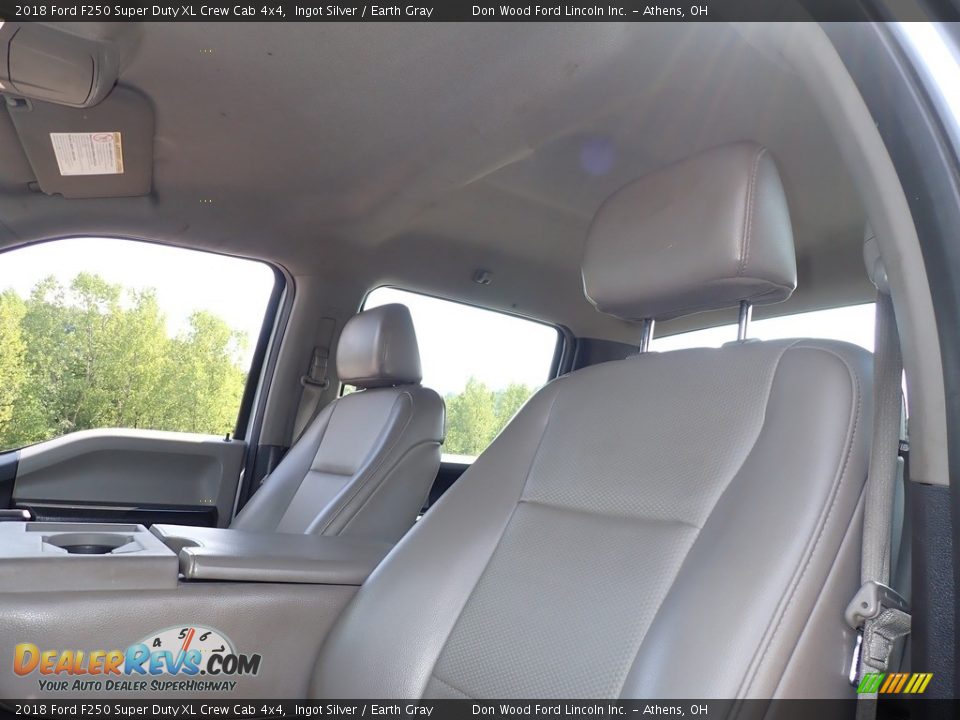 2018 Ford F250 Super Duty XL Crew Cab 4x4 Ingot Silver / Earth Gray Photo #29