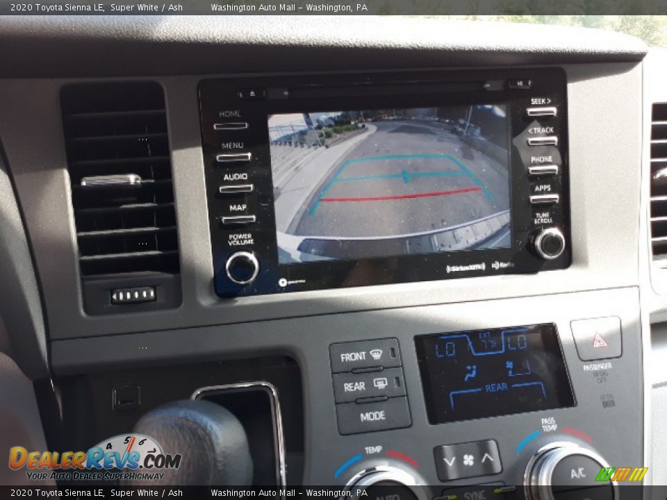 2020 Toyota Sienna LE Super White / Ash Photo #13