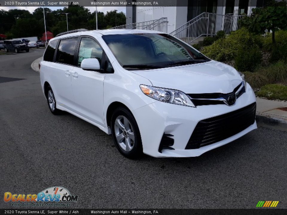 2020 Toyota Sienna LE Super White / Ash Photo #28