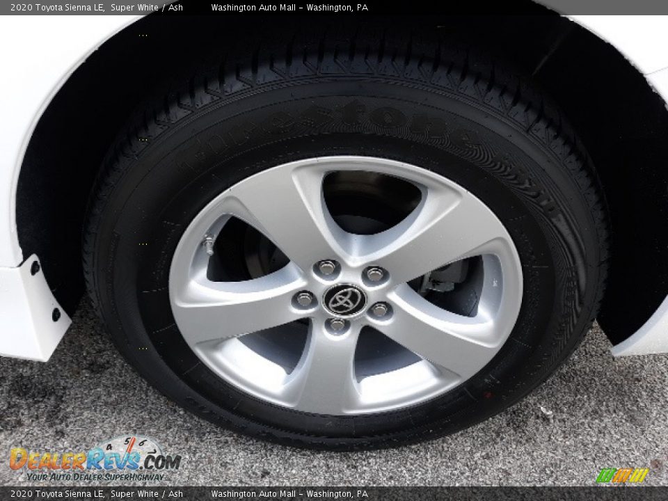 2020 Toyota Sienna LE Super White / Ash Photo #34