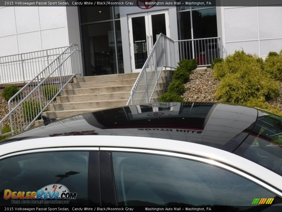 Sunroof of 2015 Volkswagen Passat Sport Sedan Photo #10