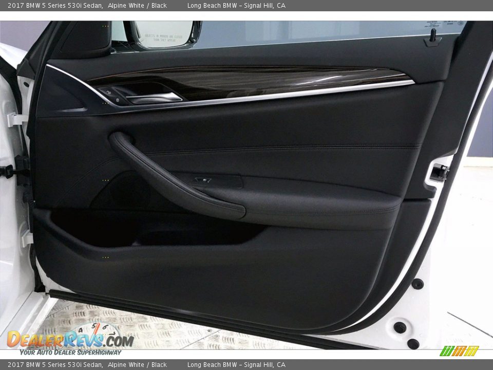 2017 BMW 5 Series 530i Sedan Alpine White / Black Photo #24