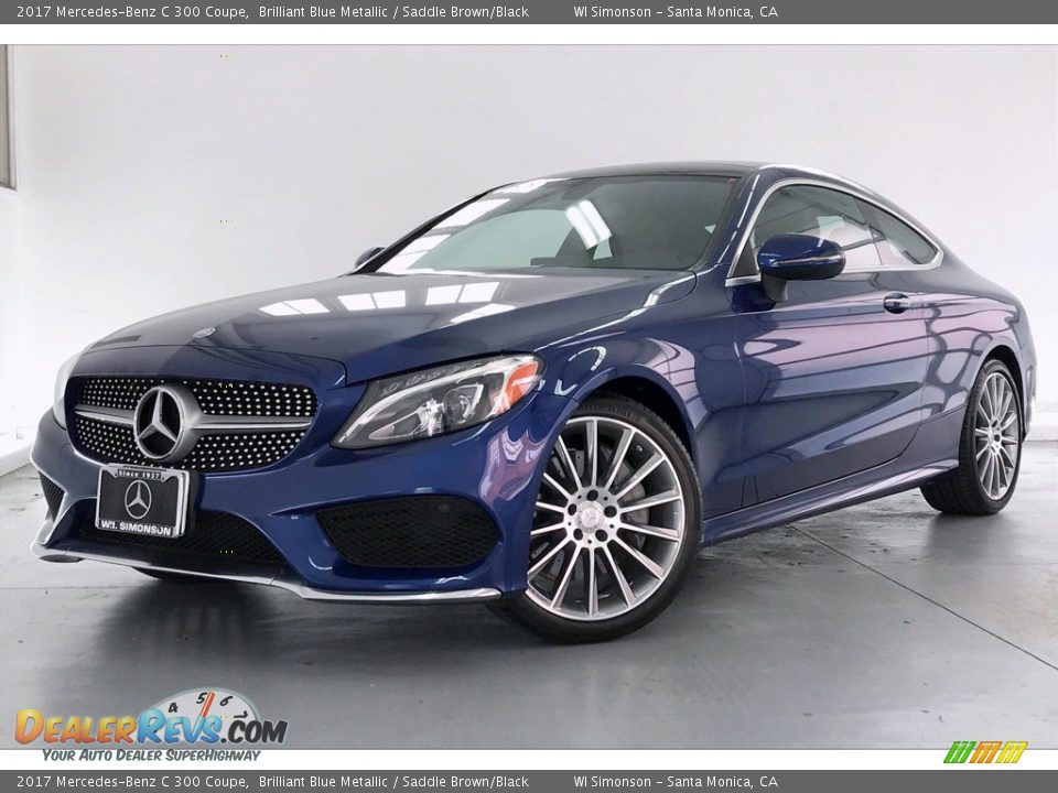 Front 3/4 View of 2017 Mercedes-Benz C 300 Coupe Photo #12