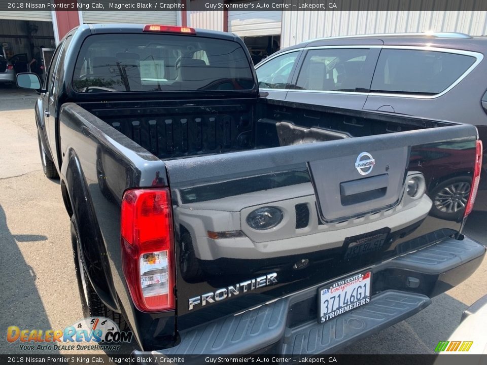 2018 Nissan Frontier S King Cab Magnetic Black / Graphite Photo #8