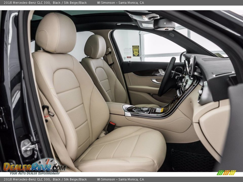 2018 Mercedes-Benz GLC 300 Black / Silk Beige/Black Photo #2