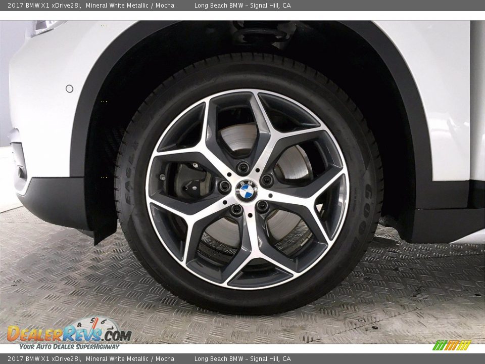2017 BMW X1 xDrive28i Mineral White Metallic / Mocha Photo #7