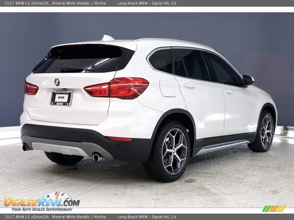 2017 BMW X1 xDrive28i Mineral White Metallic / Mocha Photo #12