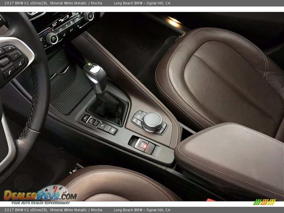 2017 BMW X1 xDrive28i Mineral White Metallic / Mocha Photo #15