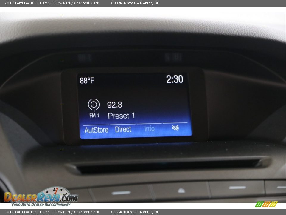 2017 Ford Focus SE Hatch Ruby Red / Charcoal Black Photo #10