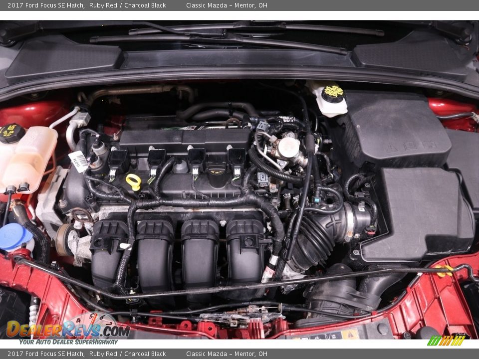 2017 Ford Focus SE Hatch Ruby Red / Charcoal Black Photo #17