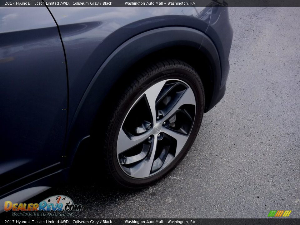 2017 Hyundai Tucson Limited AWD Coliseum Gray / Black Photo #3