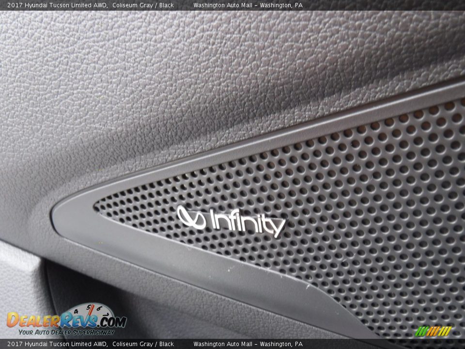 2017 Hyundai Tucson Limited AWD Coliseum Gray / Black Photo #16