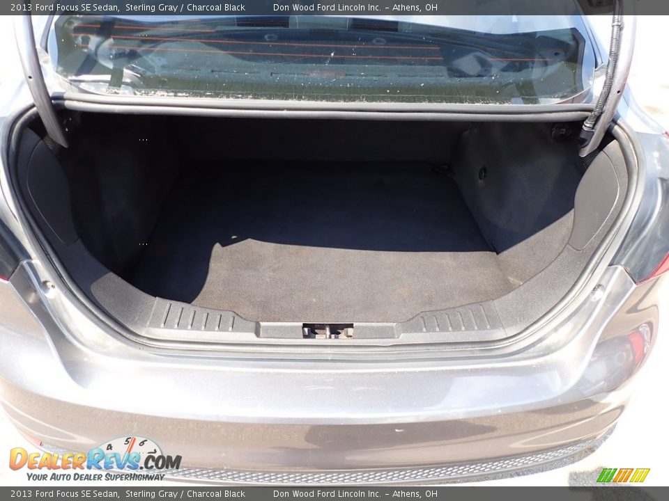 2013 Ford Focus SE Sedan Sterling Gray / Charcoal Black Photo #10