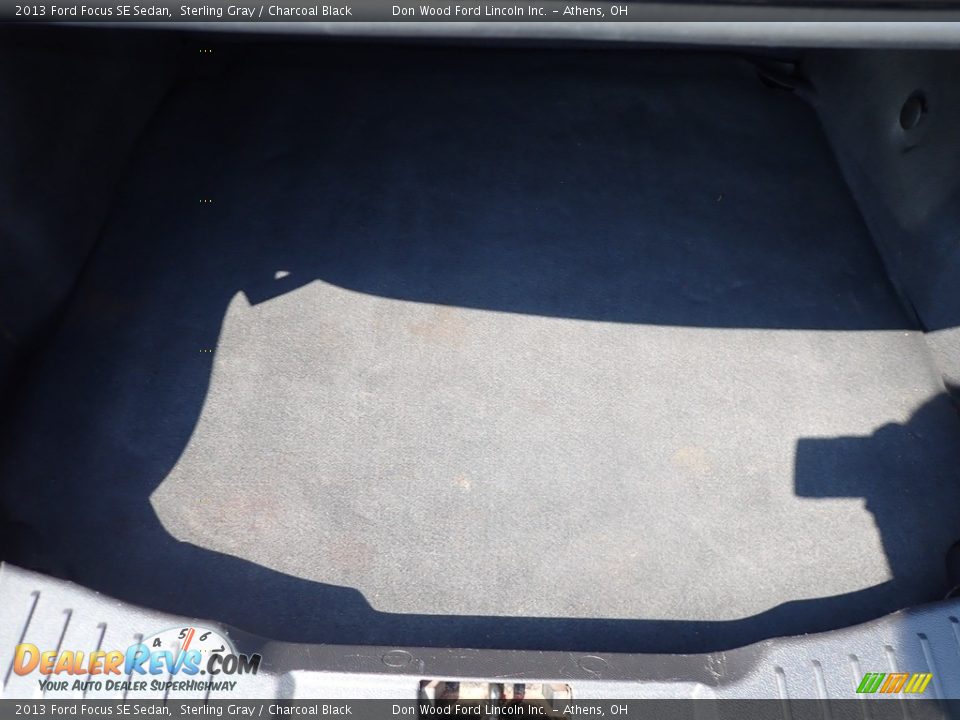 2013 Ford Focus SE Sedan Sterling Gray / Charcoal Black Photo #11