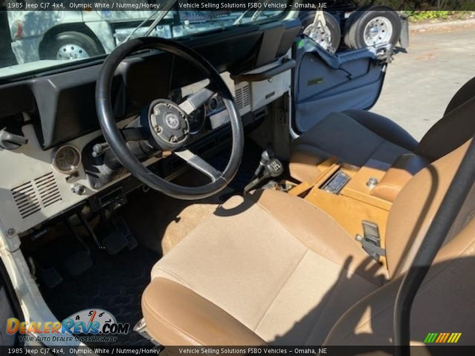 Nutmeg/Honey Interior - 1985 Jeep CJ7 4x4 Photo #3