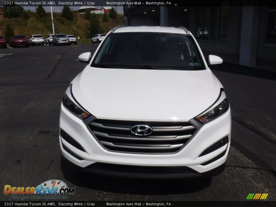 2017 Hyundai Tucson SE AWD Dazzling White / Gray Photo #4