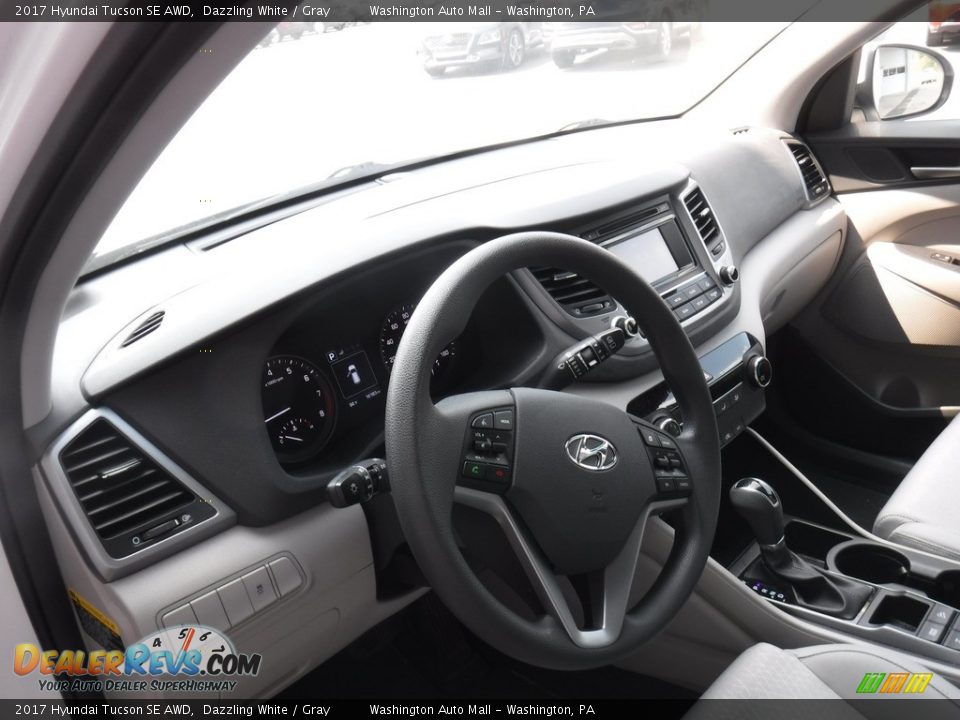 2017 Hyundai Tucson SE AWD Dazzling White / Gray Photo #11