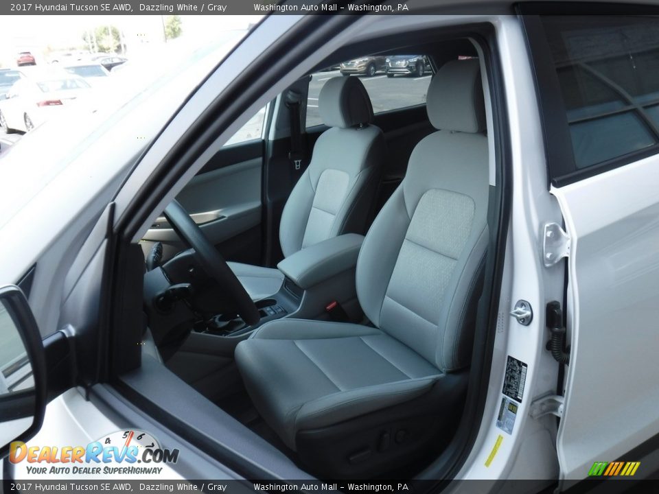 2017 Hyundai Tucson SE AWD Dazzling White / Gray Photo #12