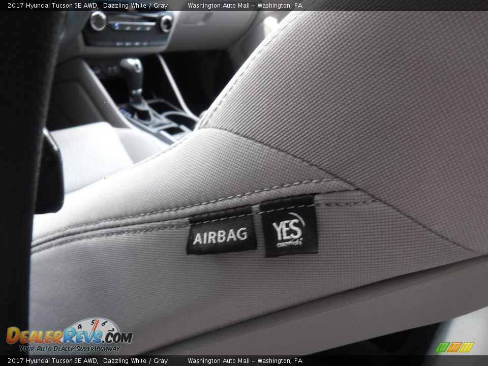 2017 Hyundai Tucson SE AWD Dazzling White / Gray Photo #14