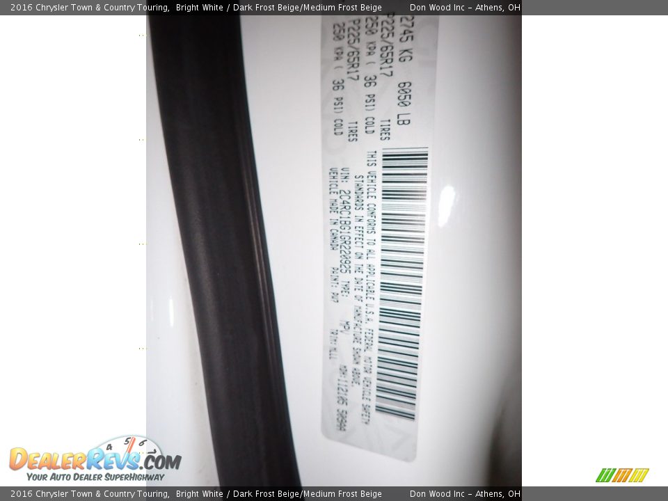 2016 Chrysler Town & Country Touring Bright White / Dark Frost Beige/Medium Frost Beige Photo #32