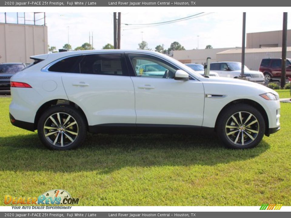 2020 Jaguar F-PACE 25t Prestige Fuji White / Latte Photo #4