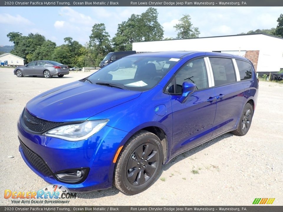 2020 Chrysler Pacifica Hybrid Touring Ocean Blue Metallic / Black Photo #1