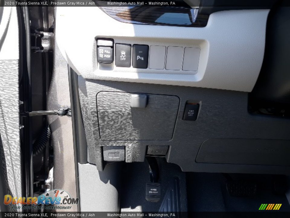 2020 Toyota Sienna XLE Predawn Gray Mica / Ash Photo #12