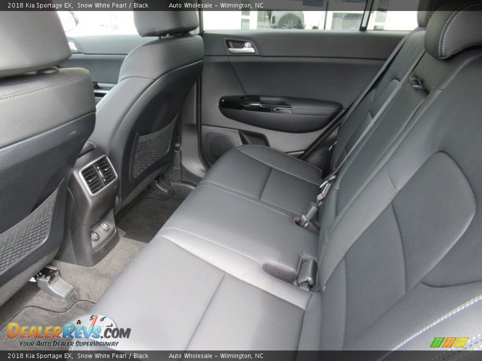 2018 Kia Sportage EX Snow White Pearl / Black Photo #12