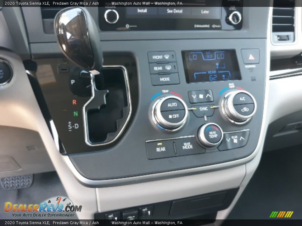 2020 Toyota Sienna XLE Predawn Gray Mica / Ash Photo #17