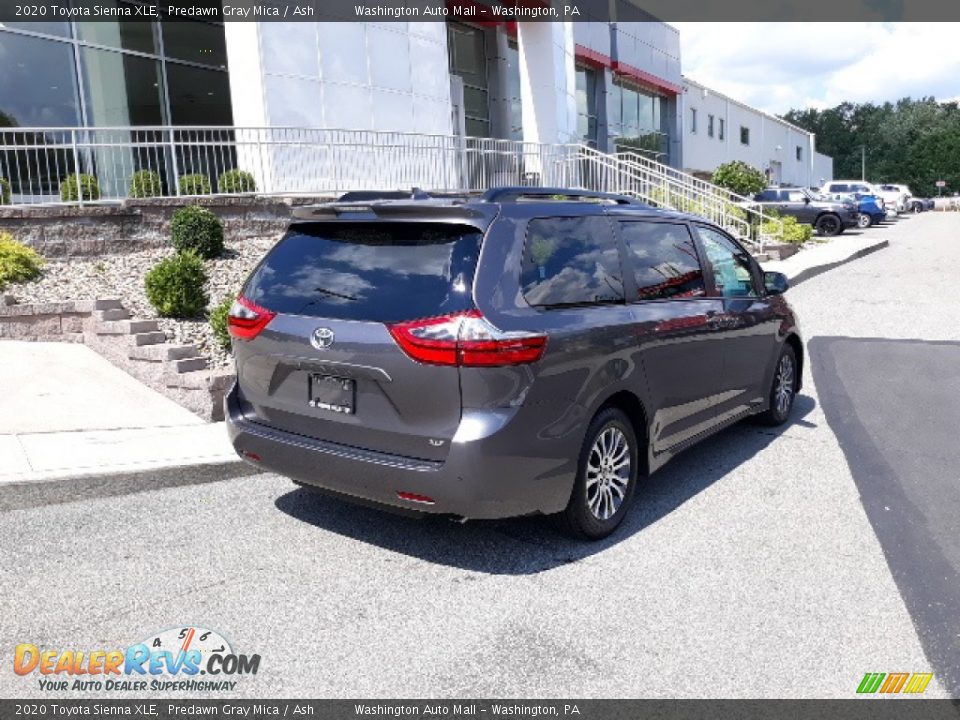 2020 Toyota Sienna XLE Predawn Gray Mica / Ash Photo #33