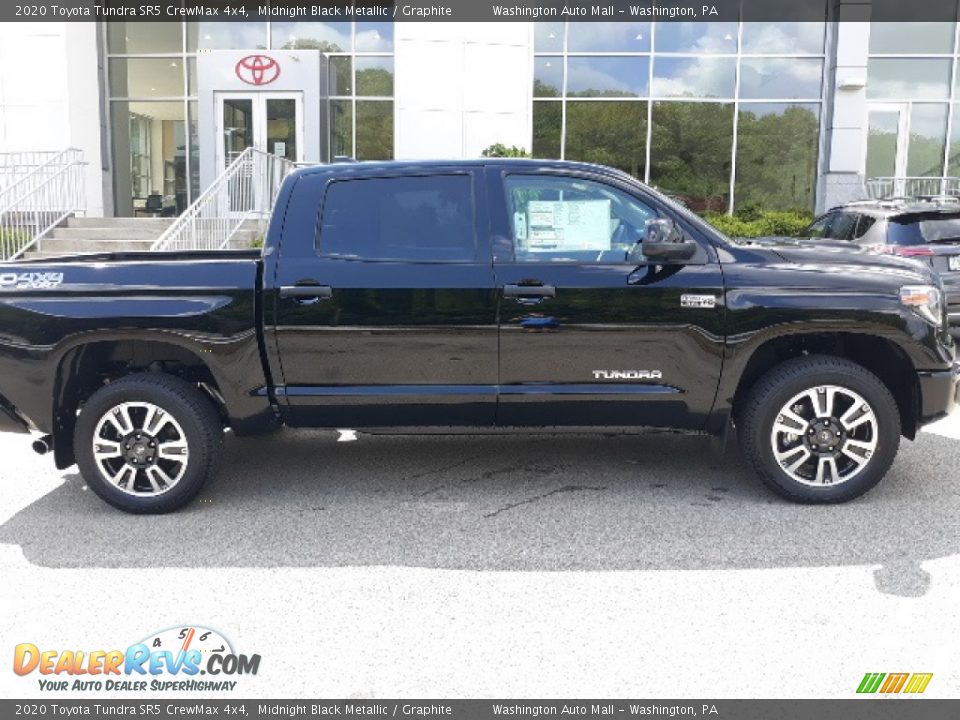 2020 Toyota Tundra SR5 CrewMax 4x4 Midnight Black Metallic / Graphite Photo #31