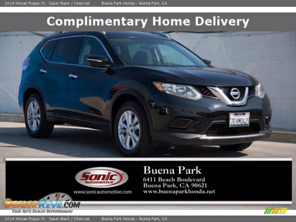 2014 Nissan Rogue SV Super Black / Charcoal Photo #1