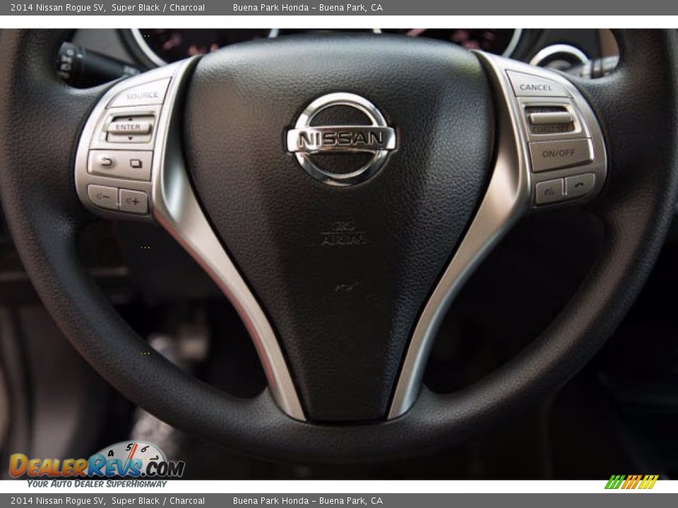 2014 Nissan Rogue SV Super Black / Charcoal Photo #13