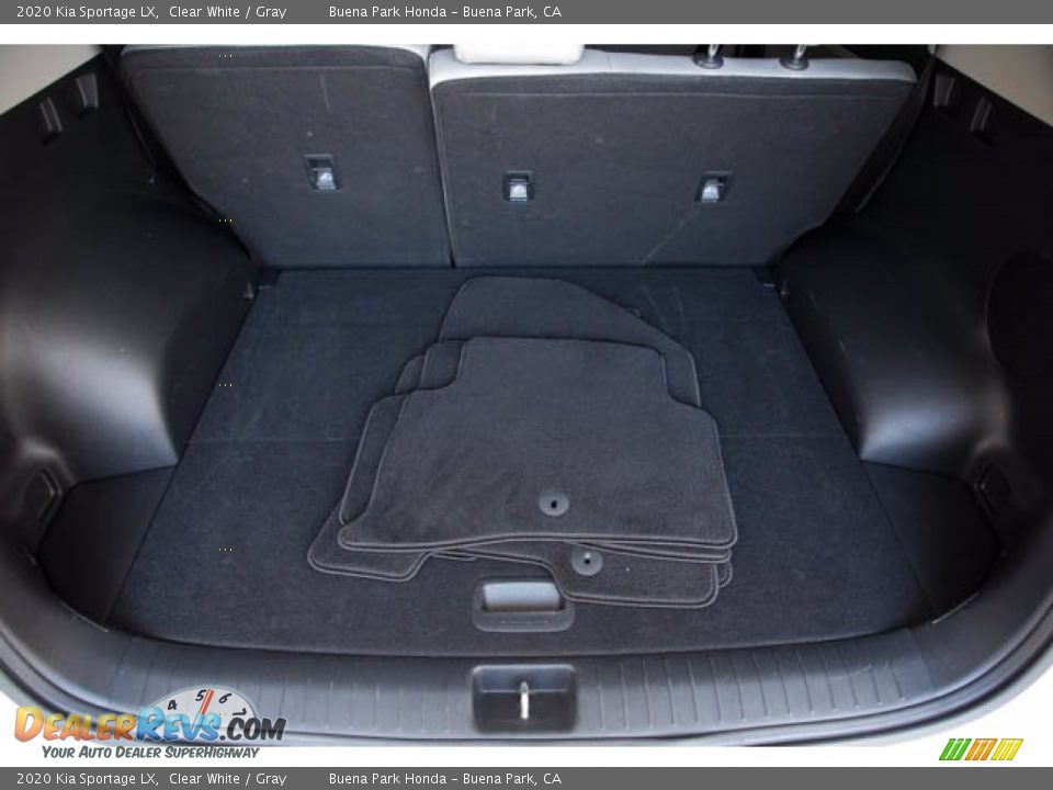 2020 Kia Sportage LX Clear White / Gray Photo #19